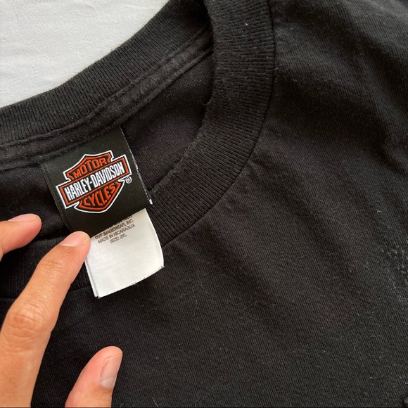 Harley Davidson of Grand Cayman Tee - Picture 3 of 6